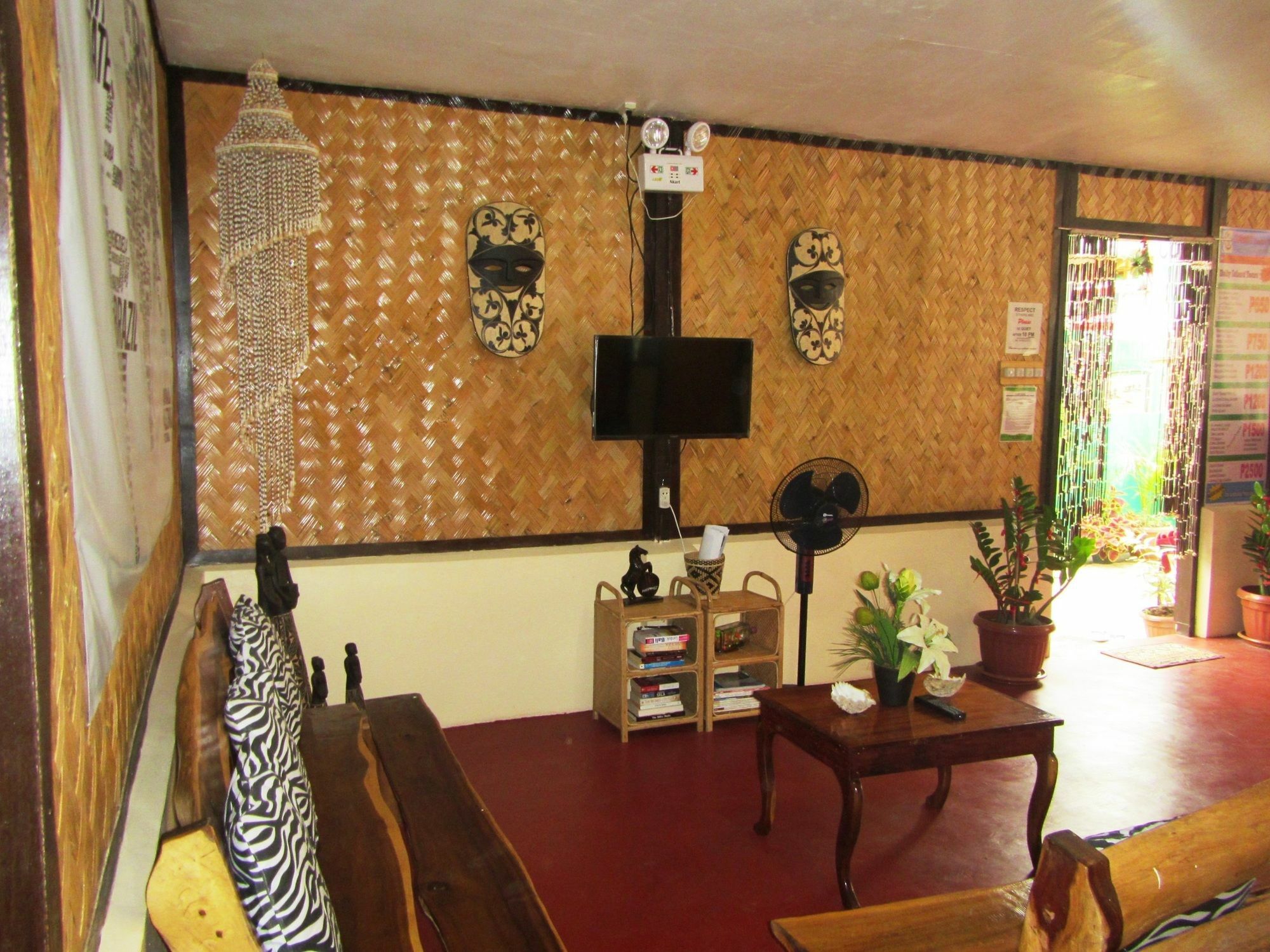 Coron Guapos Guesthouse Экстерьер фото